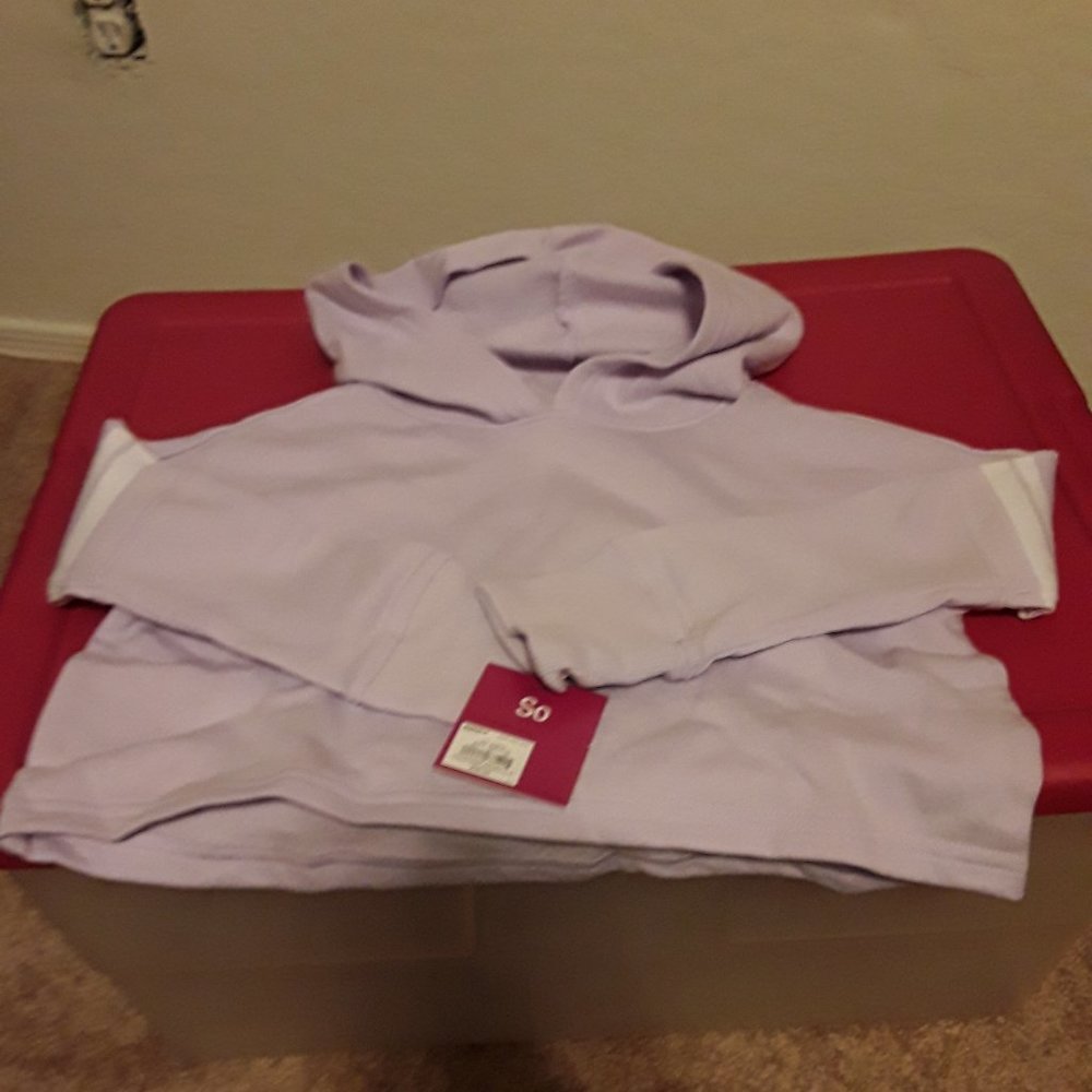 NWT SO Girls French Terry Cropped light purple Hooded shirt - Size 4/5